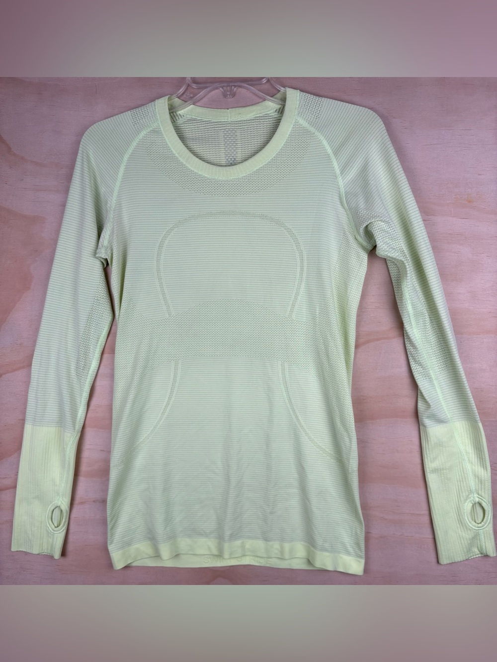 Lululemon Swiftly Tech Long Sleeve Crew Shirt Womens Yellow Thumbholes